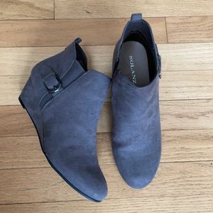 Solans Gray Wedge Boots